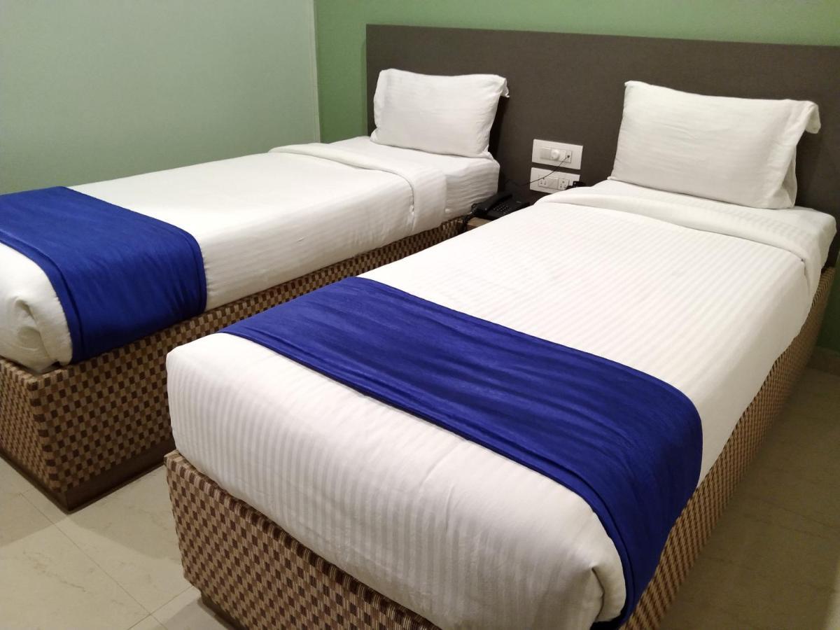 Hotel Ocean Suites Mumbai Exterior photo