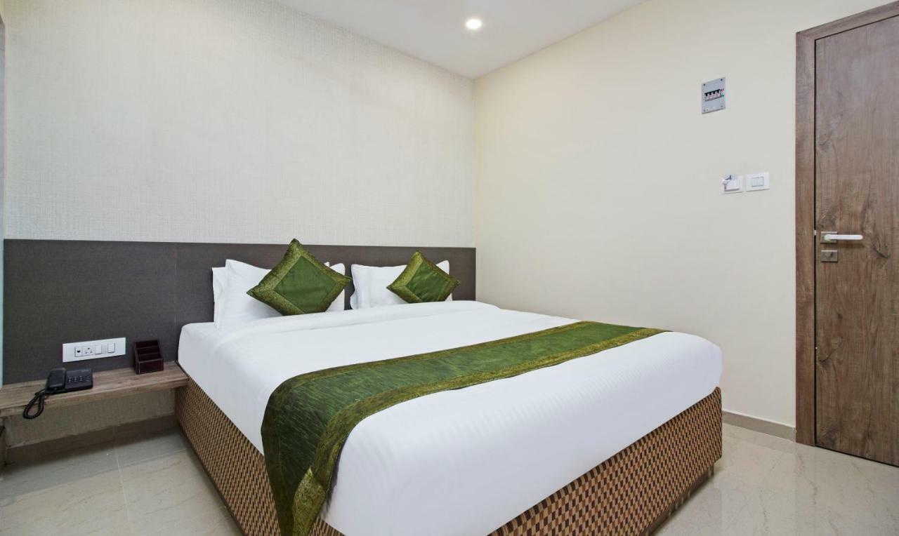 Hotel Ocean Suites Mumbai Exterior photo