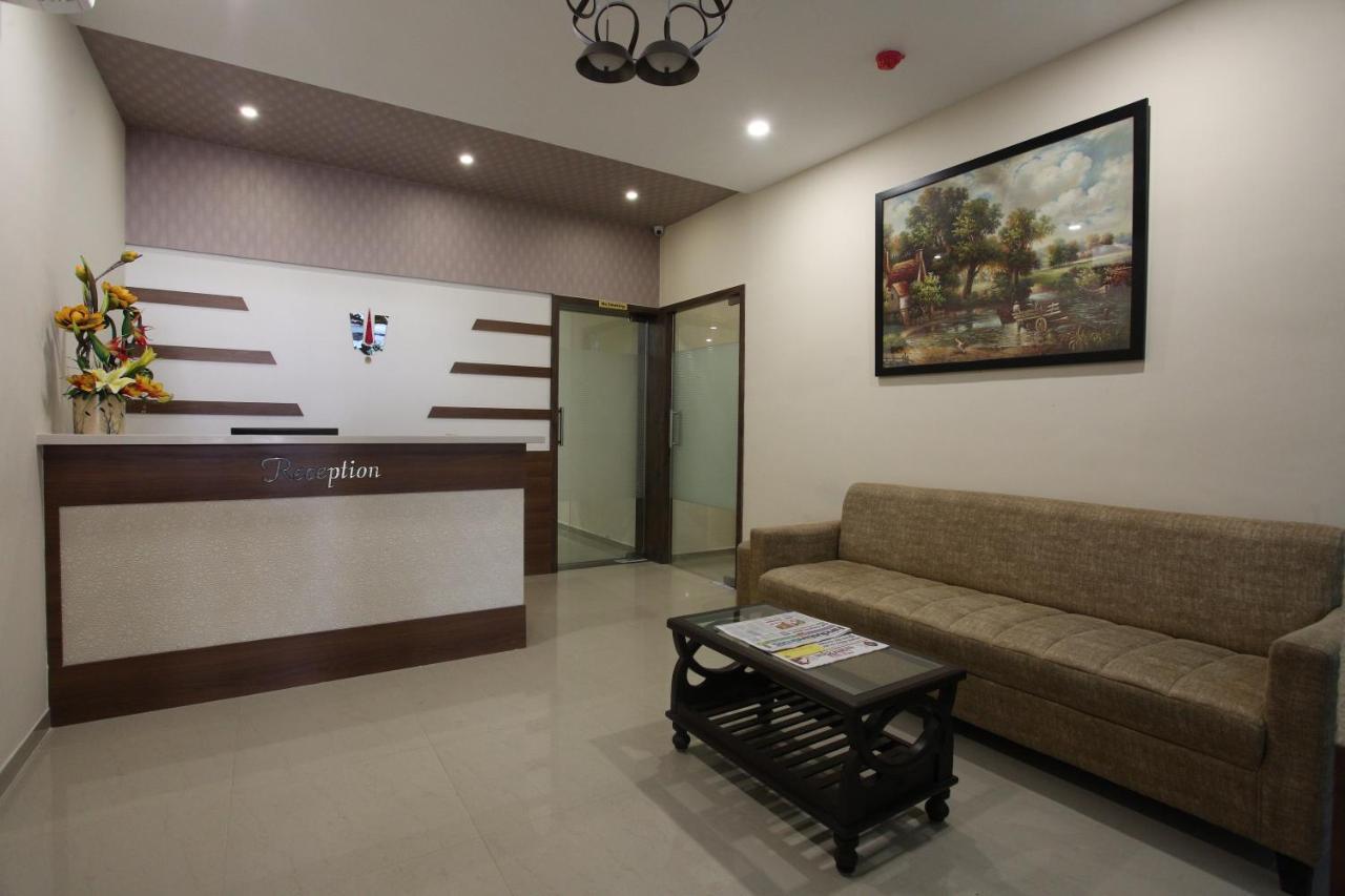 Hotel Ocean Suites Mumbai Exterior photo