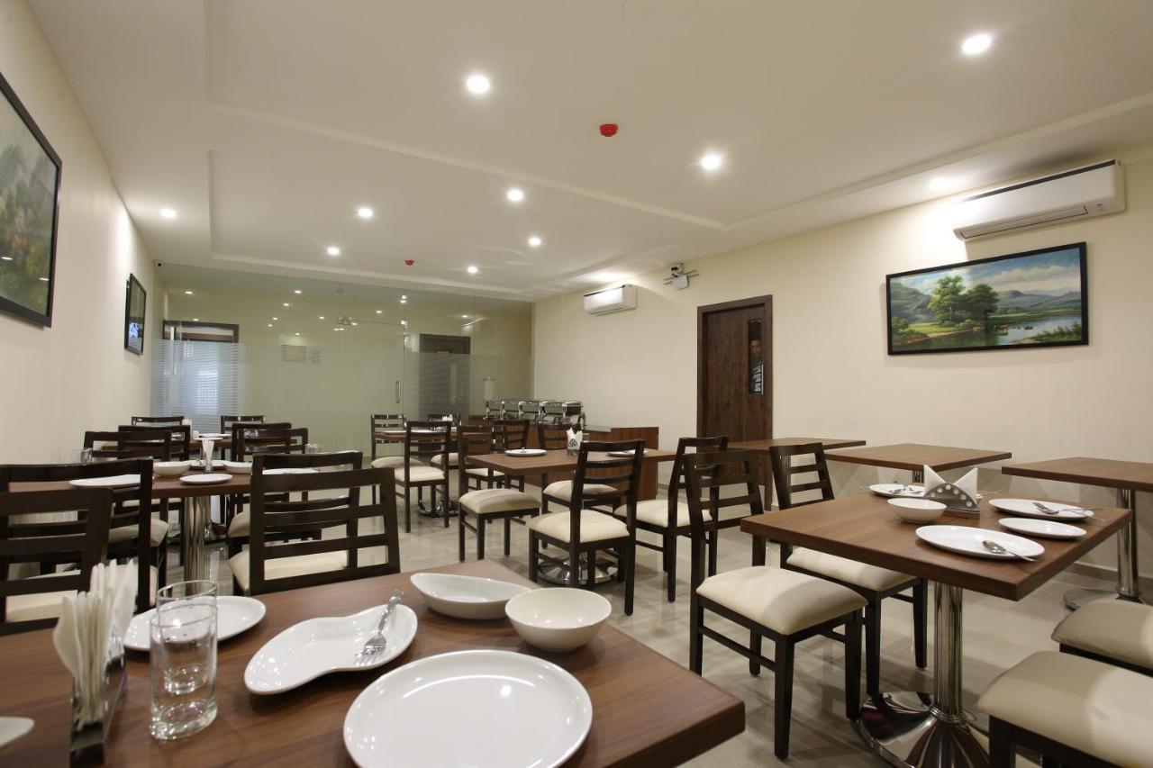 Hotel Ocean Suites Mumbai Exterior photo