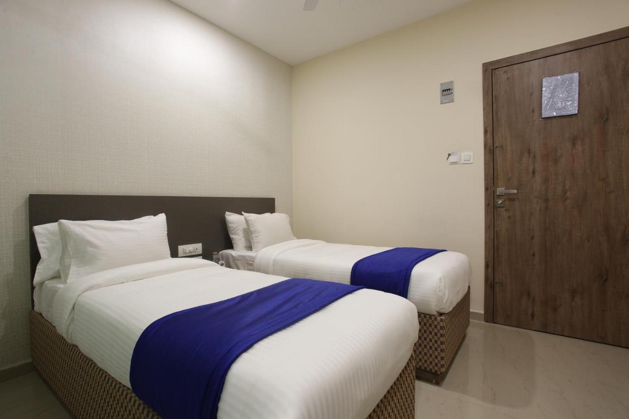 Hotel Ocean Suites Mumbai Exterior photo