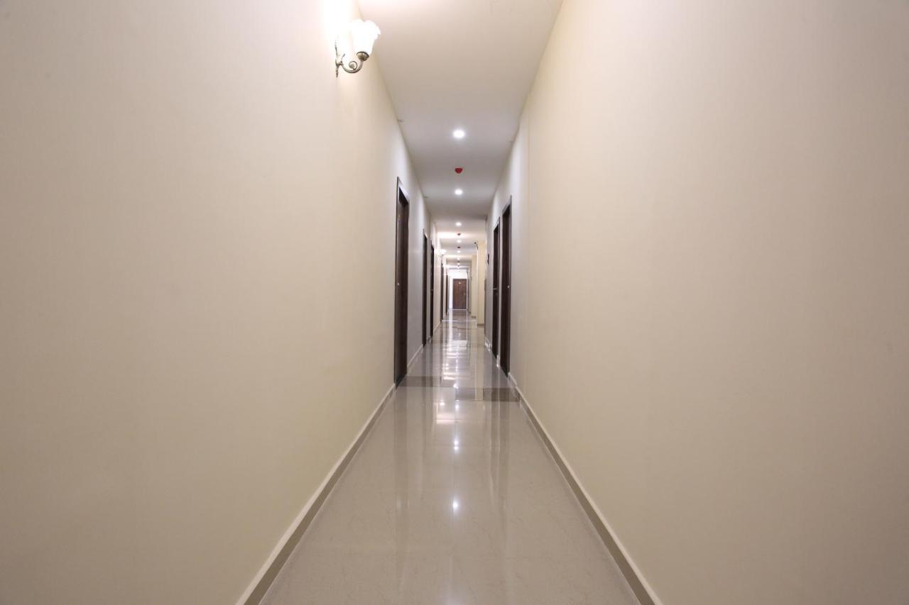 Hotel Ocean Suites Mumbai Exterior photo