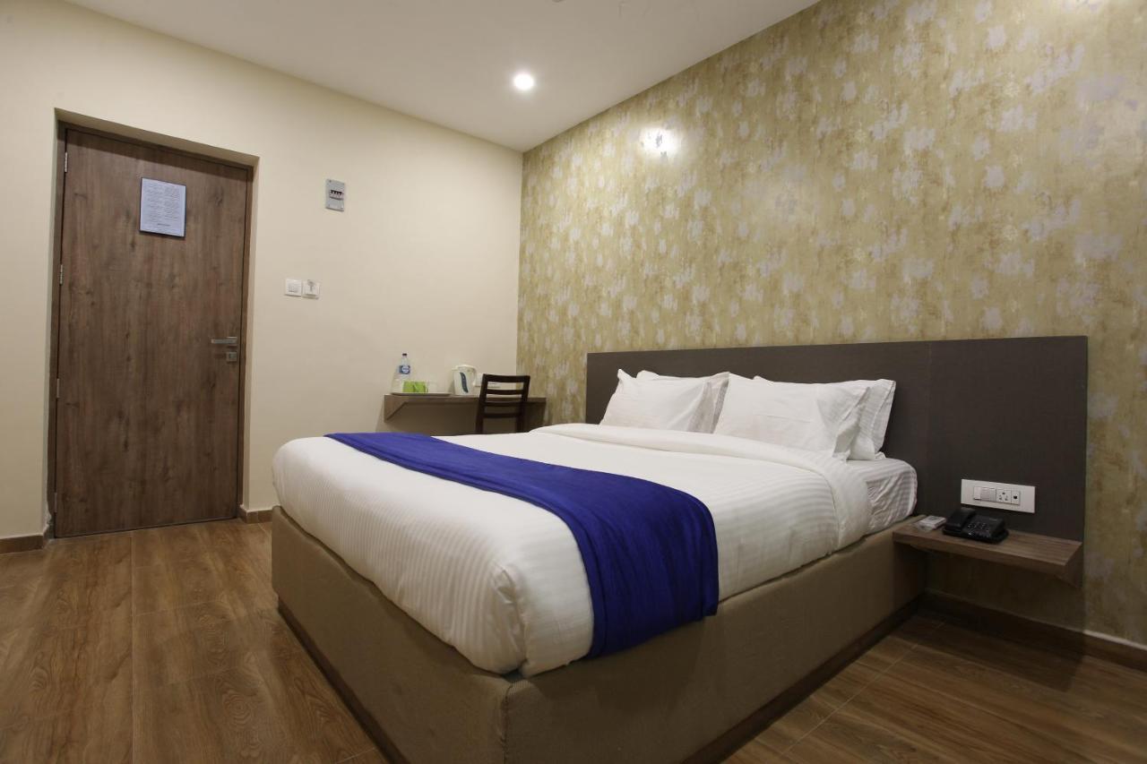 Hotel Ocean Suites Mumbai Exterior photo